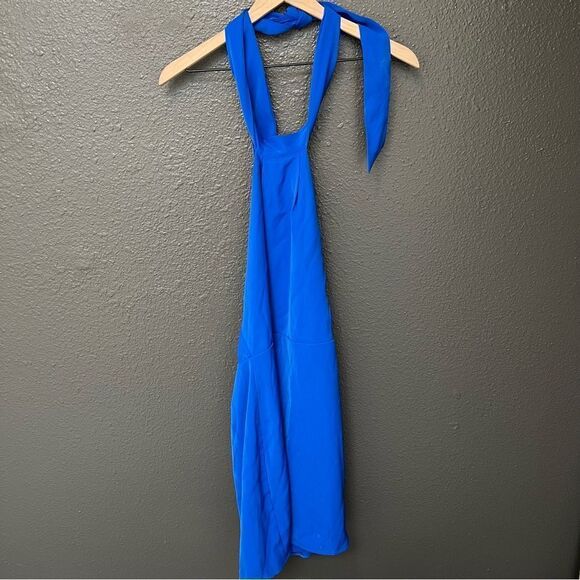 *marks* NWOT Revolve x About Us Rose Halter Dress in Cobalt | Size M - Picture 4 of 11